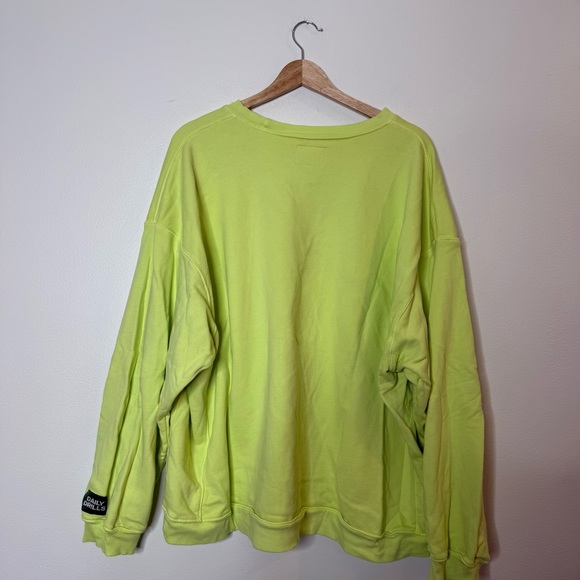 Daily Drills Zilker Oversized Crewneck size xs/small neon green - Picture 4 of 8
